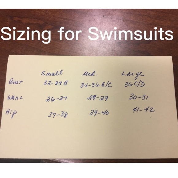 Gorgeous 2 piece Paisley with Fringe swimsuit 🩱 - Picture 4 of 4